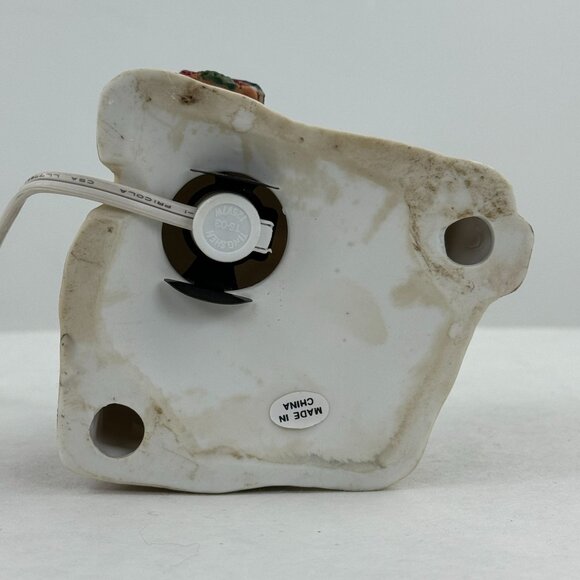 Vintage Ceramic Light-Up Christmas Village Church Chapel Wreath Snow Small 5" - Picture 6 of 14